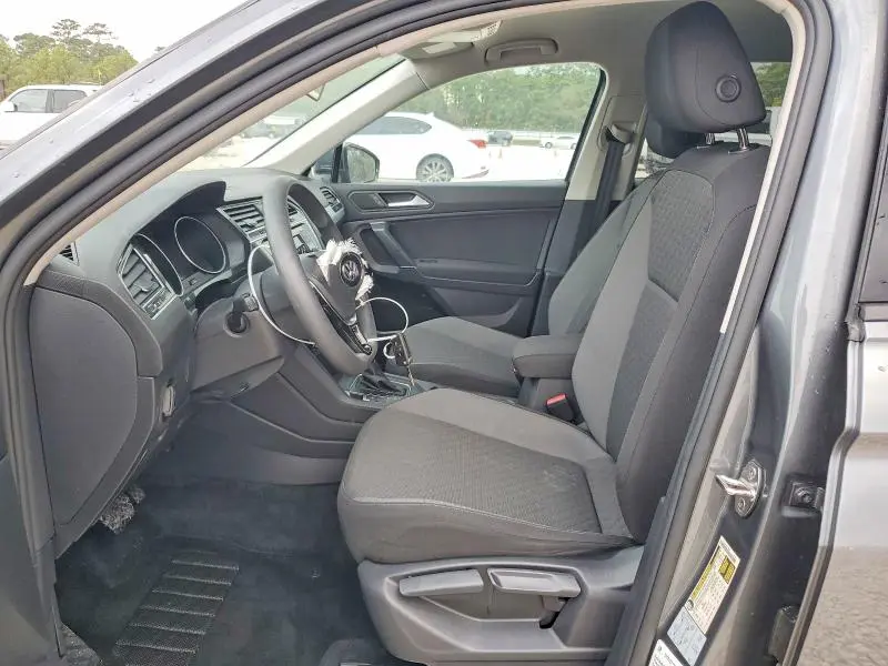 2020 VOLKSWAGEN TIGUAN S  