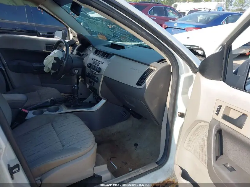2010 FORD FOCUS SE