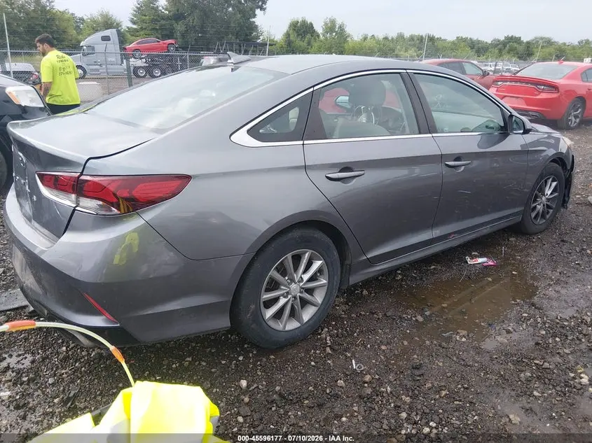 2018 HYUNDAI SONATA SE