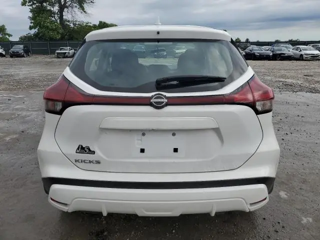 2024 NISSAN KICKS S  