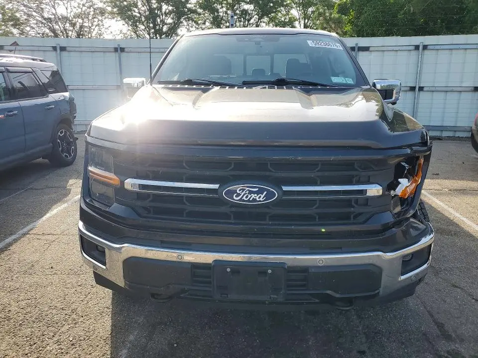 2024 FORD F150 XLT  
