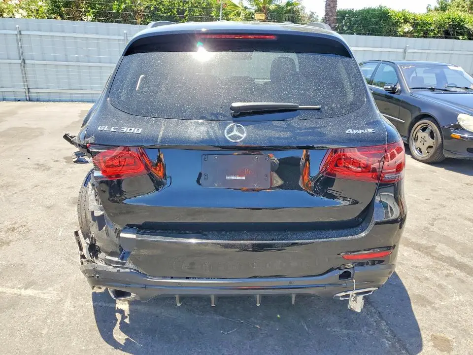 2022 MERCEDES-BENZ GLC 300 4MATIC  