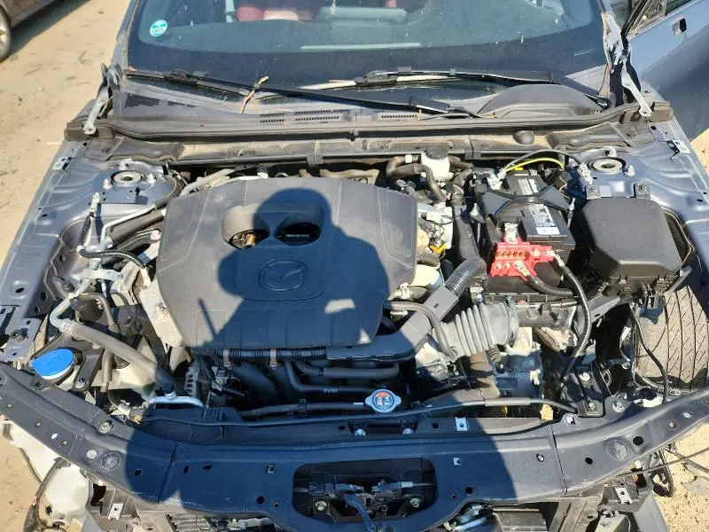 2023 MAZDA 3 PREFERRED  