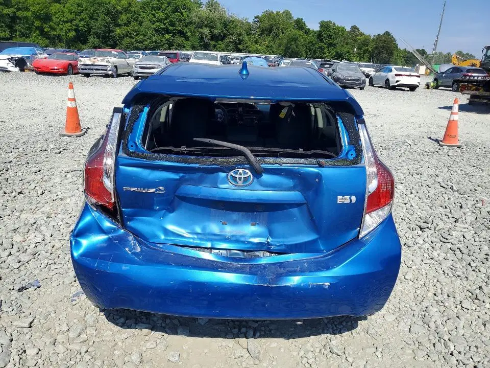 2016 TOYOTA PRIUS C TWO  