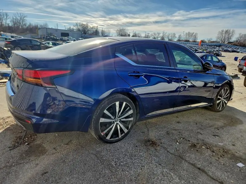 2019 NISSAN ALTIMA SR  