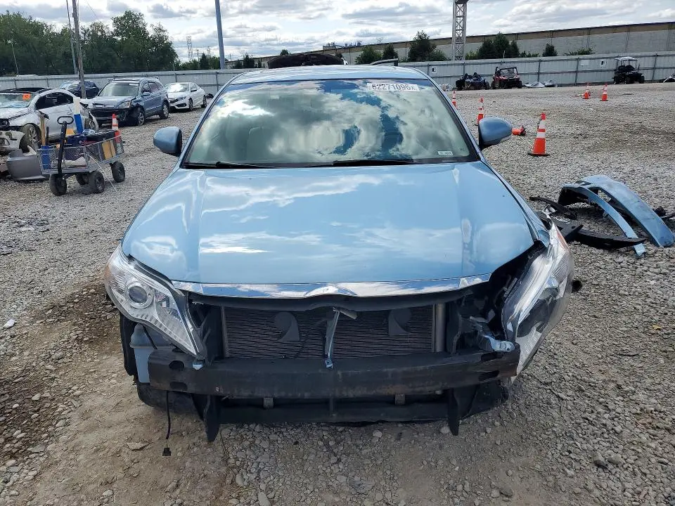 2011 TOYOTA AVALON LIMITED  