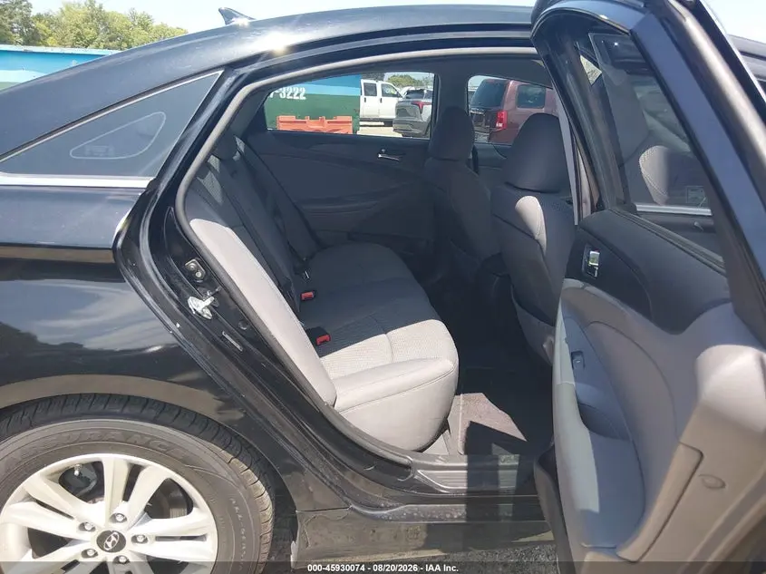 2011 HYUNDAI SONATA GLS