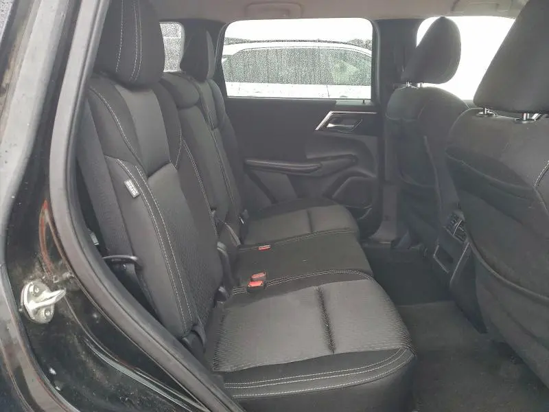 2022 MITSUBISHI OUTLANDER ES  