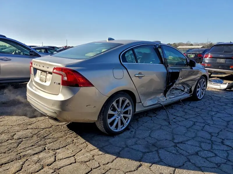 2018 VOLVO S60 PLATINUM  