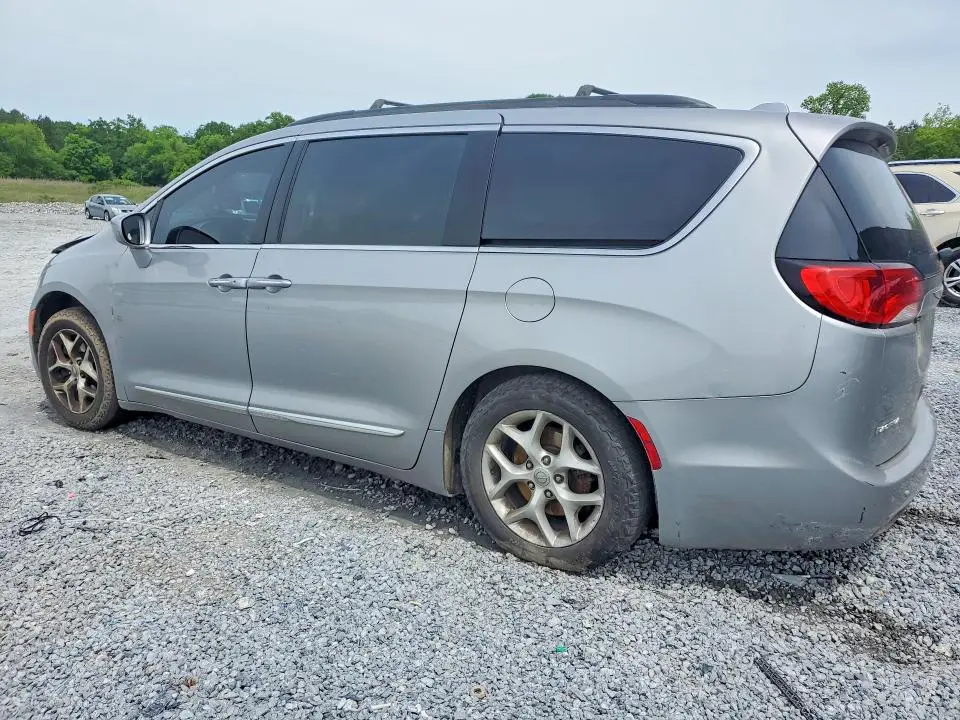 2017 CHRYSLER PACIFICA TOURING L  