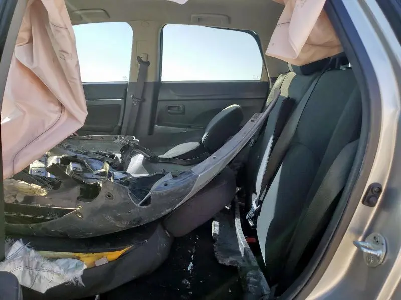 2015 MITSUBISHI OUTLANDER SPORT ES  