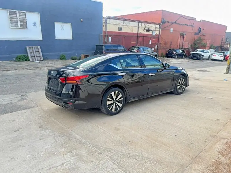 2019 NISSAN ALTIMA SL  