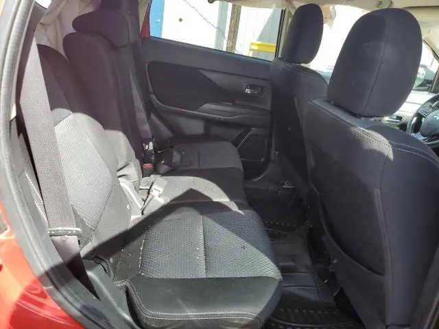 2018 MITSUBISHI OUTLANDER SE  