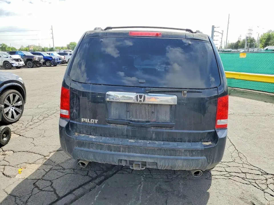 2011 HONDA PILOT EXL  