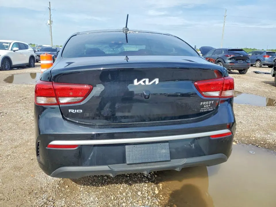 2023 KIA RIO S  
