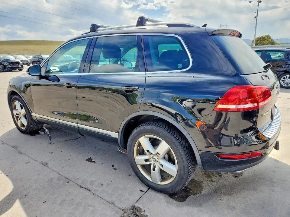 2012 VOLKSWAGEN TOUAREG V6 TDI  