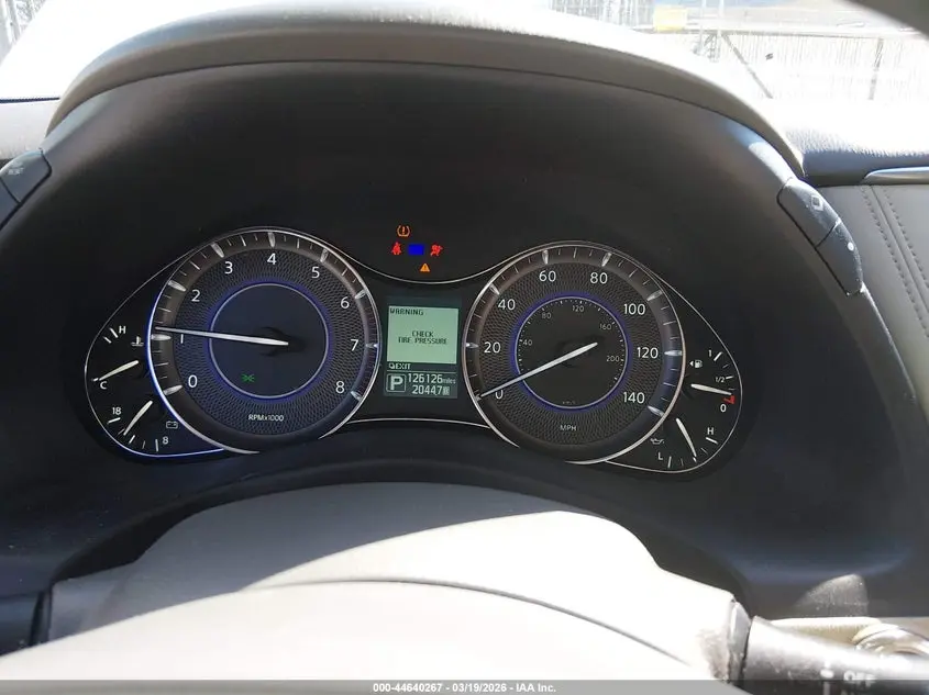 2017 INFINITI QX80  