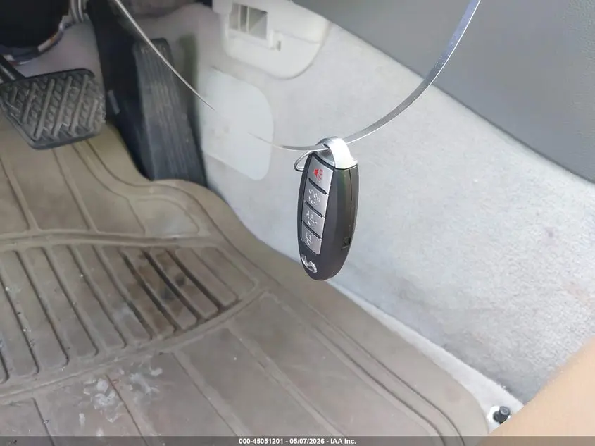 2011 INFINITI G37 JOURNEY