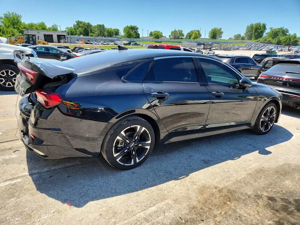 2024 KIA K5 GT LINE  