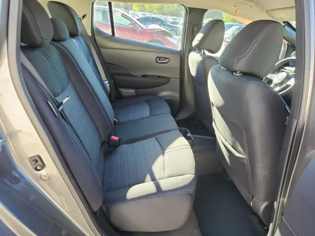 2025 NISSAN LEAF SV PLUS  