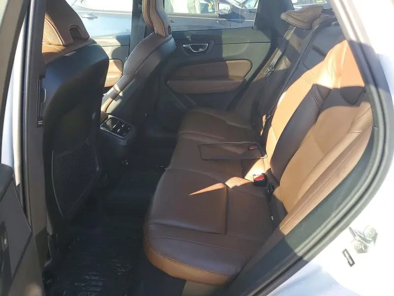 2020 VOLVO XC60 T5 INSCRIPTION  
