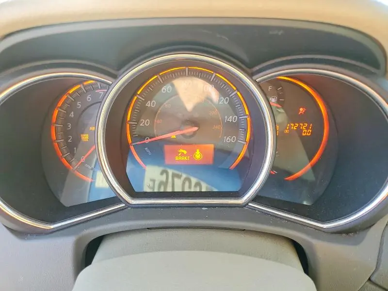 2010 NISSAN MURANO S  