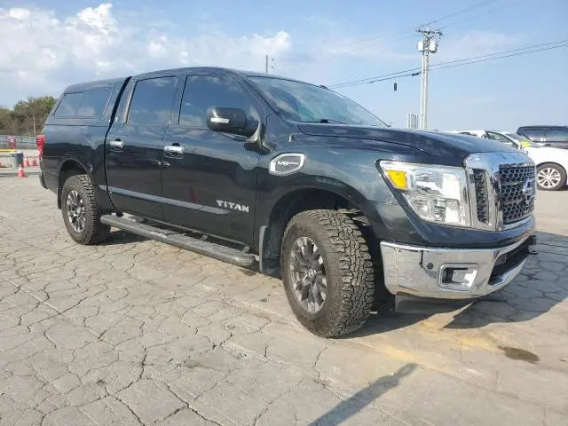 2017 NISSAN TITAN SV  