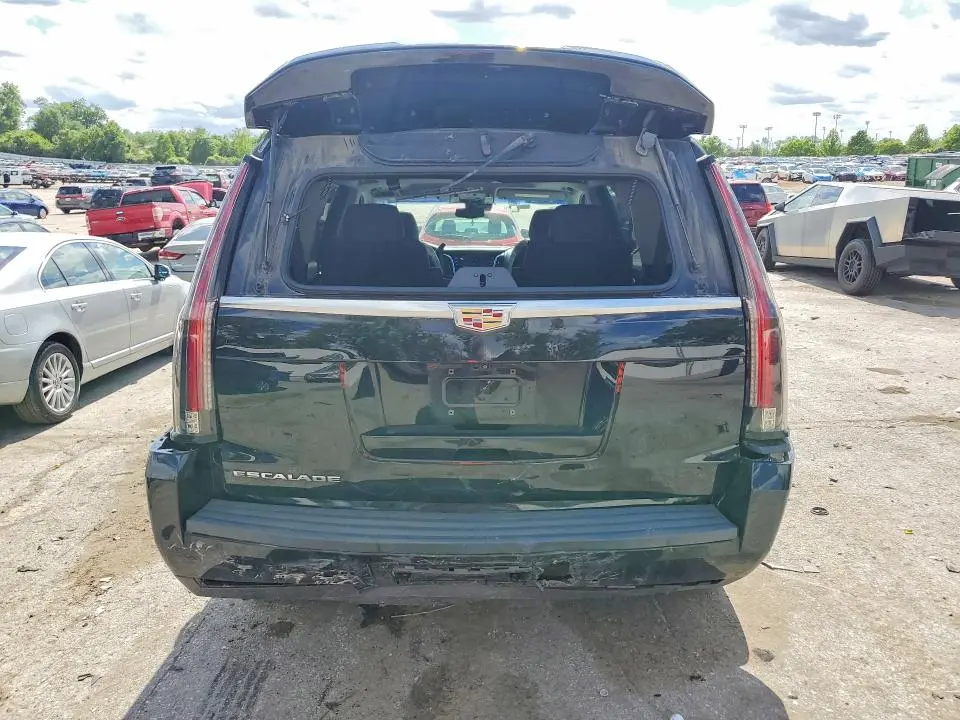 2019 CADILLAC ESCALADE LUXURY  