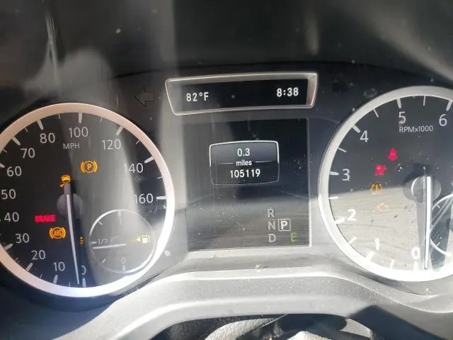 2018 INFINITI QX30 BASE  