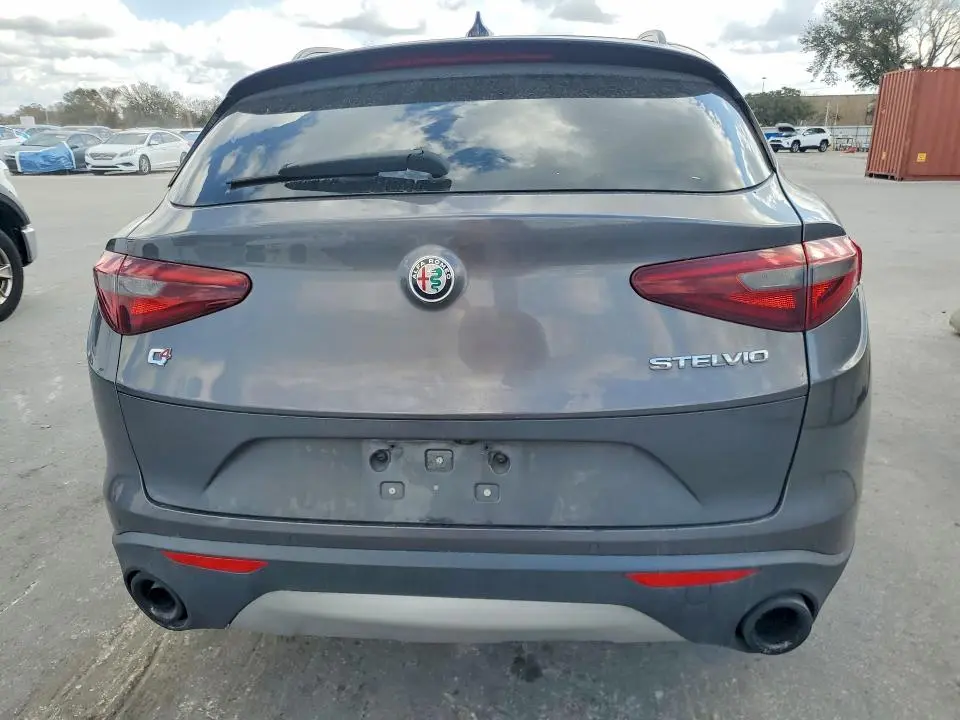 2018 ALFA ROMEO STELVIO SPORT  