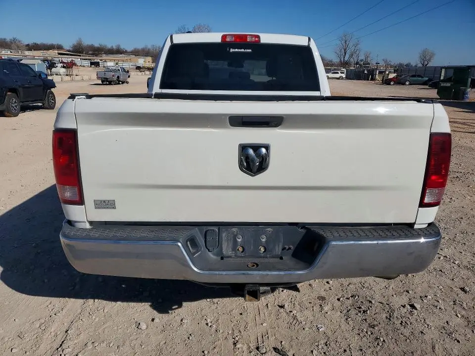 2014 RAM 1500 ST  