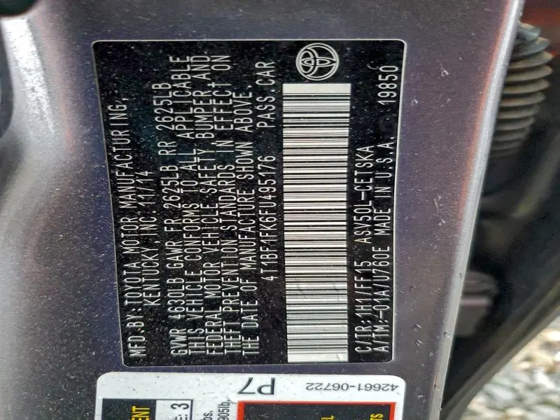 2015 TOYOTA CAMRY LE  