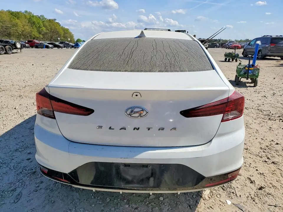 2019 HYUNDAI ELANTRA SEL  