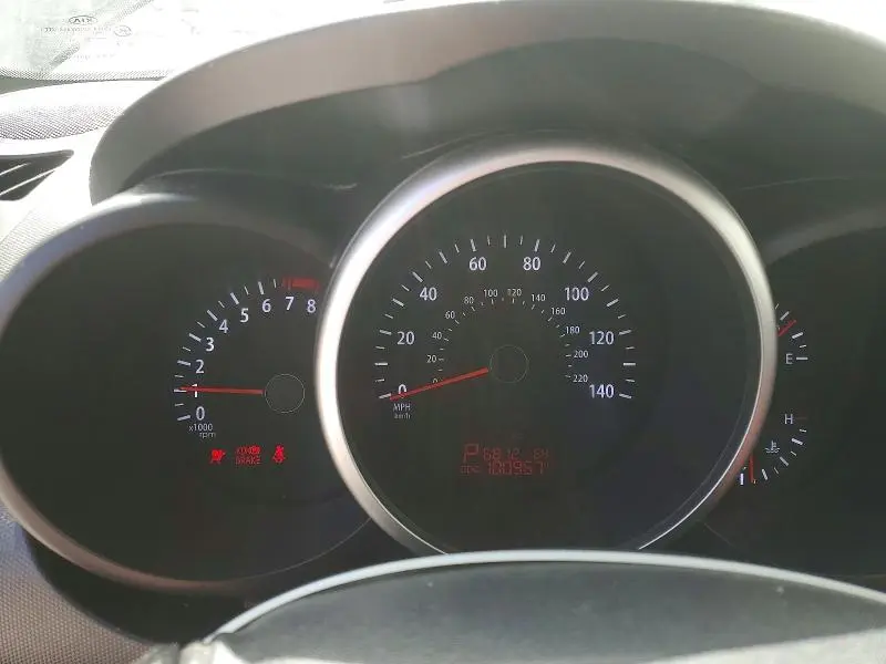 2013 KIA SOUL +  