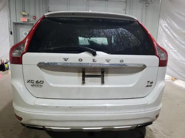 2015 VOLVO XC60 T6 PREMIER  