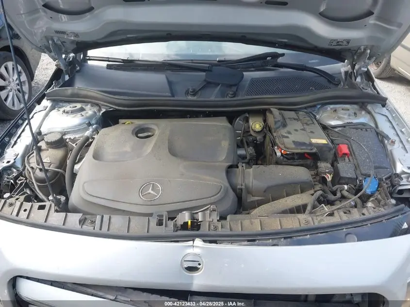 2016 MERCEDES-BENZ GLA 250  