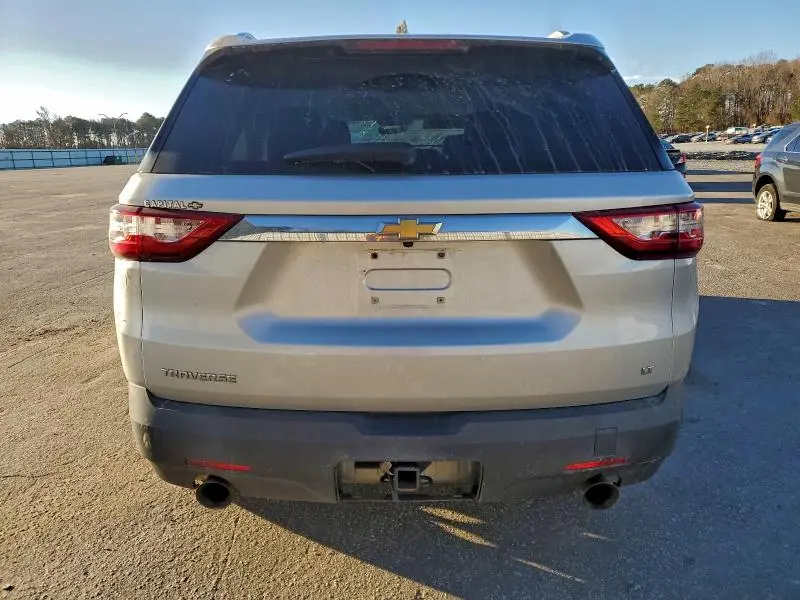 2018 CHEVROLET TRAVERSE LT  