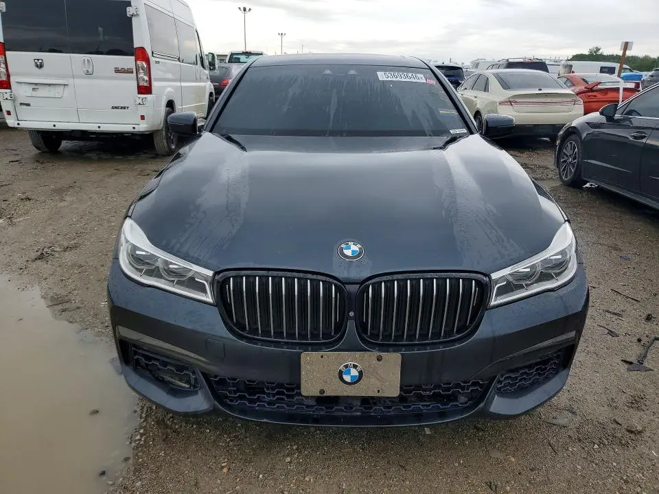 2017 BMW 750 XI  