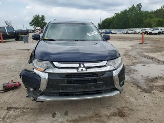 2017 MITSUBISHI OUTLANDER SE