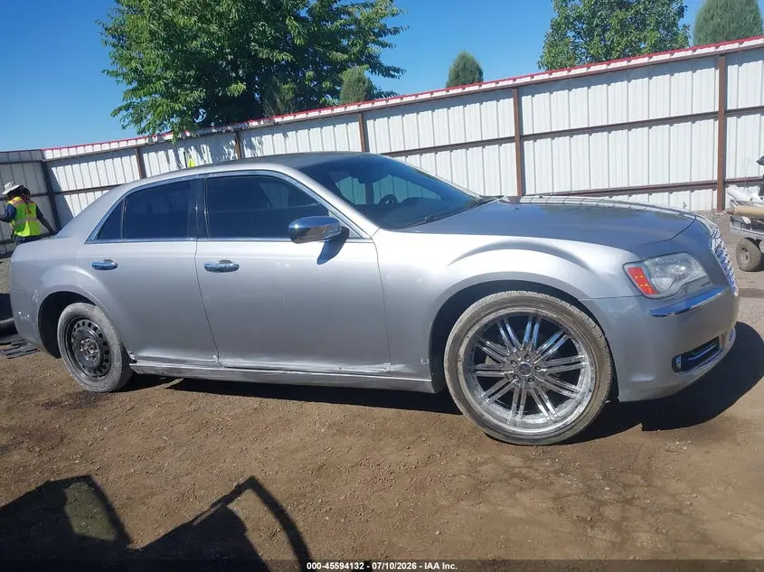 2011 CHRYSLER 300 LIMITED