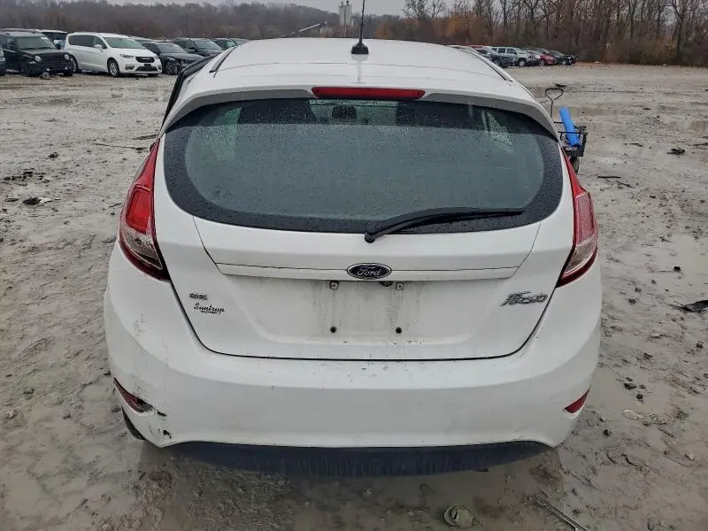 2018 FORD FIESTA SE  
