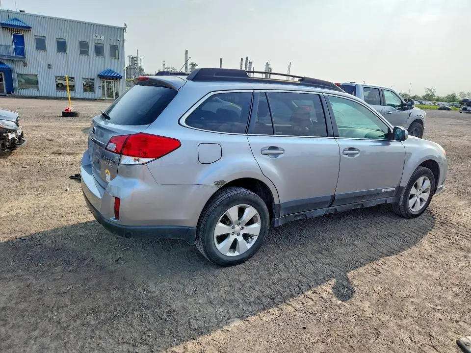 2010 SUBARU OUTBACK 2.5I PREMIUM  