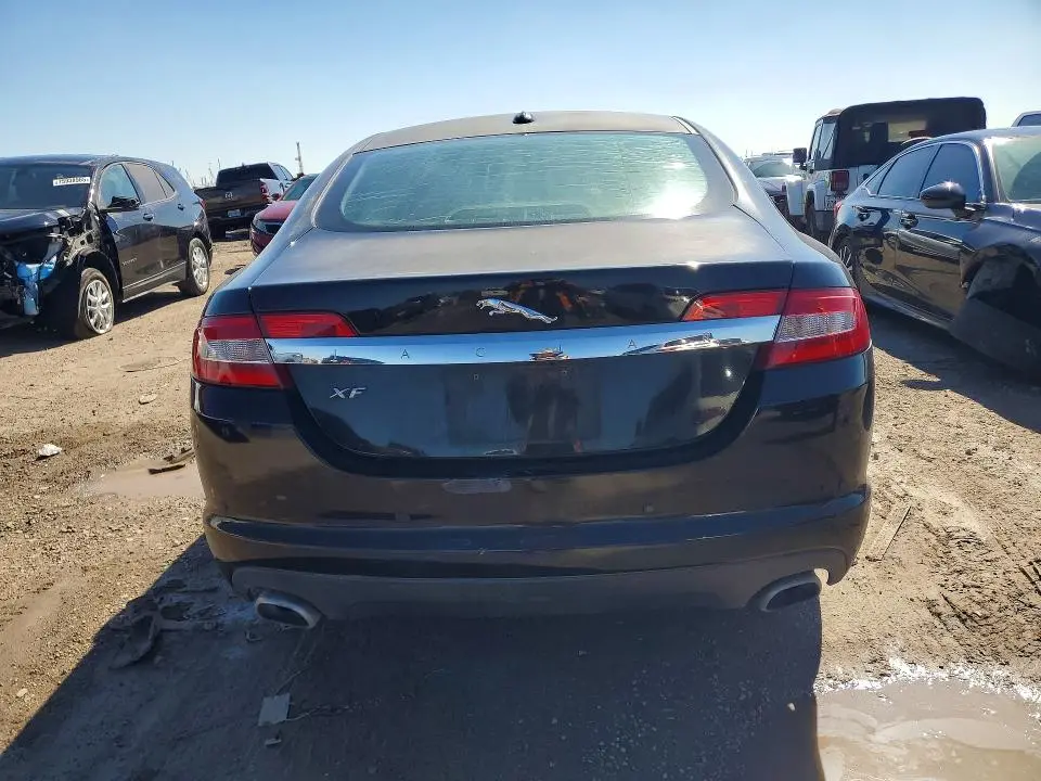 2010 JAGUAR XF PREMIUM  