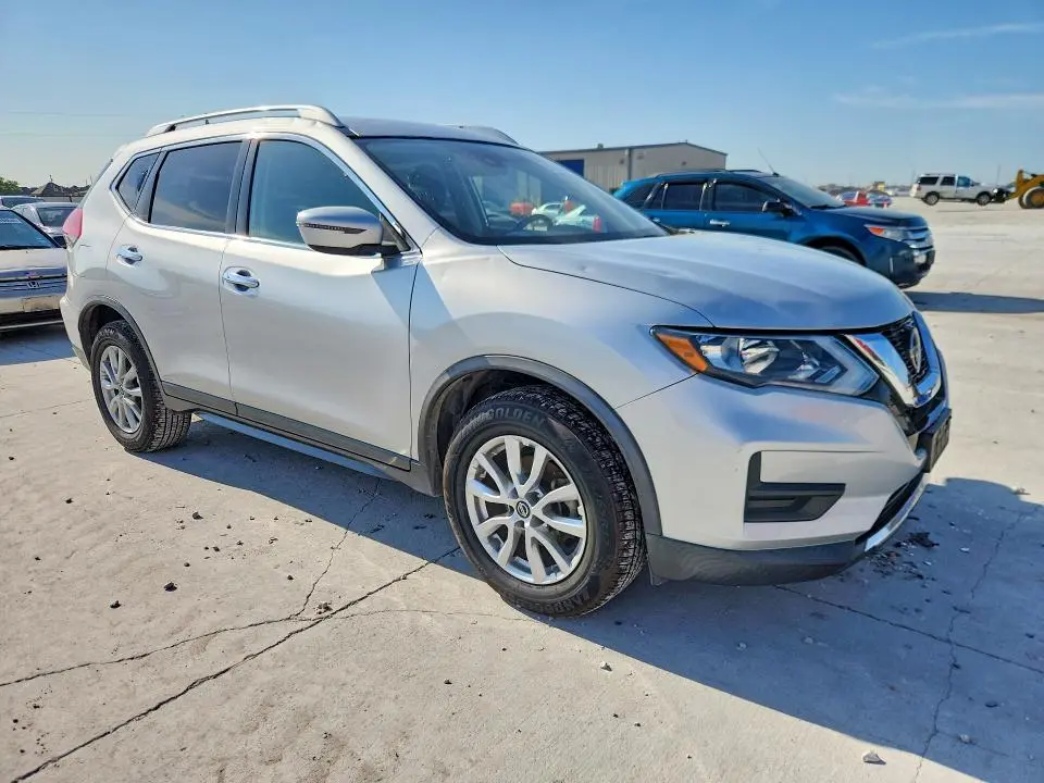2019 NISSAN ROGUE SV  