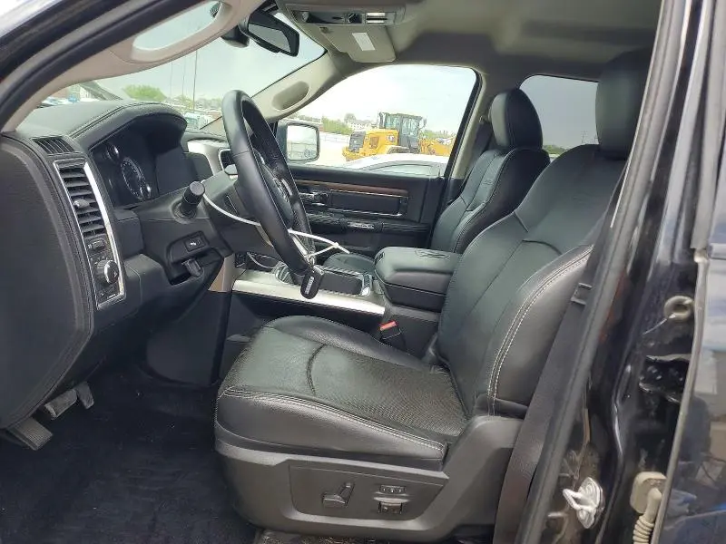 2016 RAM 1500 LARAMIE  
