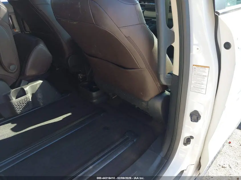 2021 TOYOTA SIENNA PLATINUM