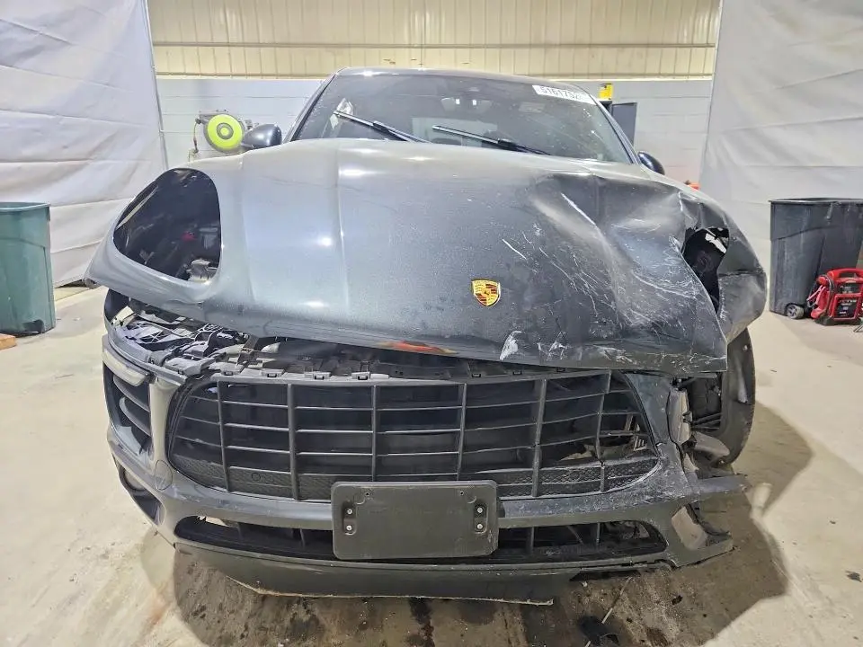 2017 PORSCHE MACAN S  