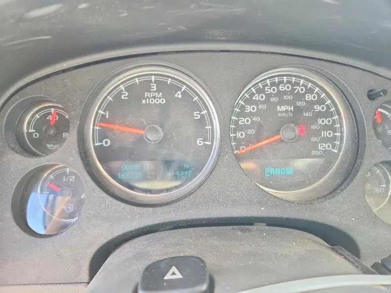 2011 CHEVROLET SUBURBAN K1500 LT  