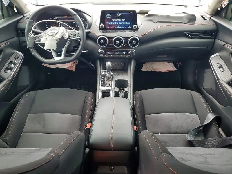 2024 NISSAN SENTRA SR  