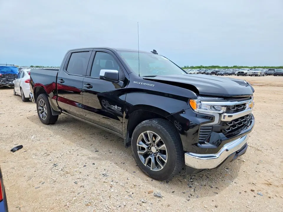 2025 CHEVROLET SILVERADO C1500 LT  